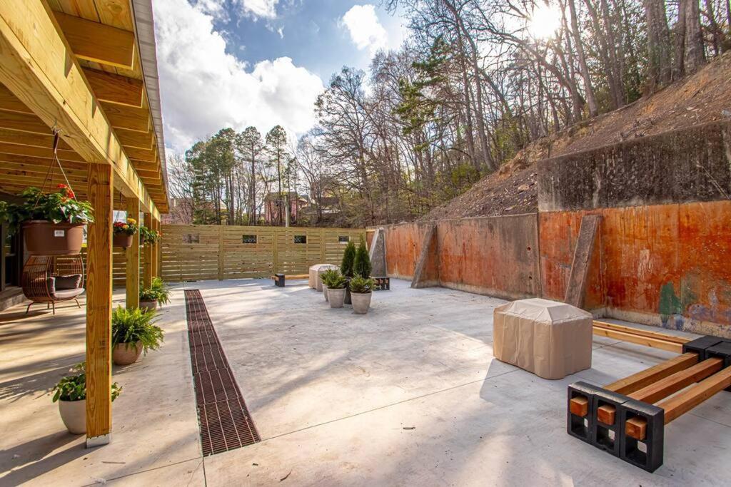 King Bed Stylish Studio In Heart Of Downtown Room # 200 Hot Springs Exterior foto